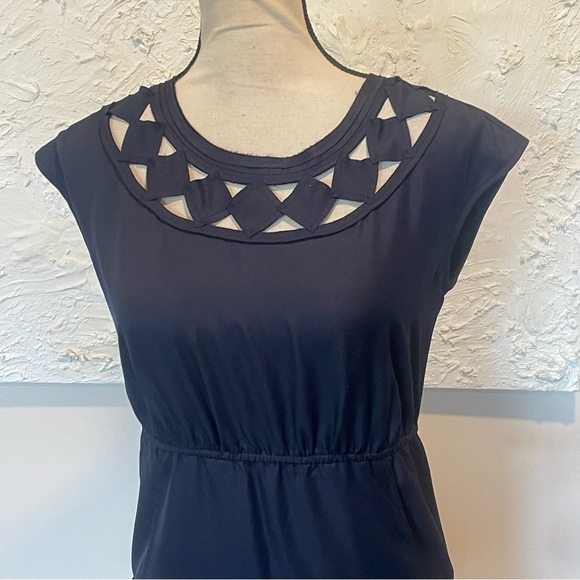 Banana Republic Geometric Cutout Neckline Dress Navy Blue Sz 00P Petite NWT - Picture 2 of 8